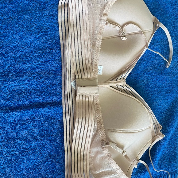 Brand New, low back set of 2 bra’s  SAYS 3x but looks more like XL - Picture 2 of 3